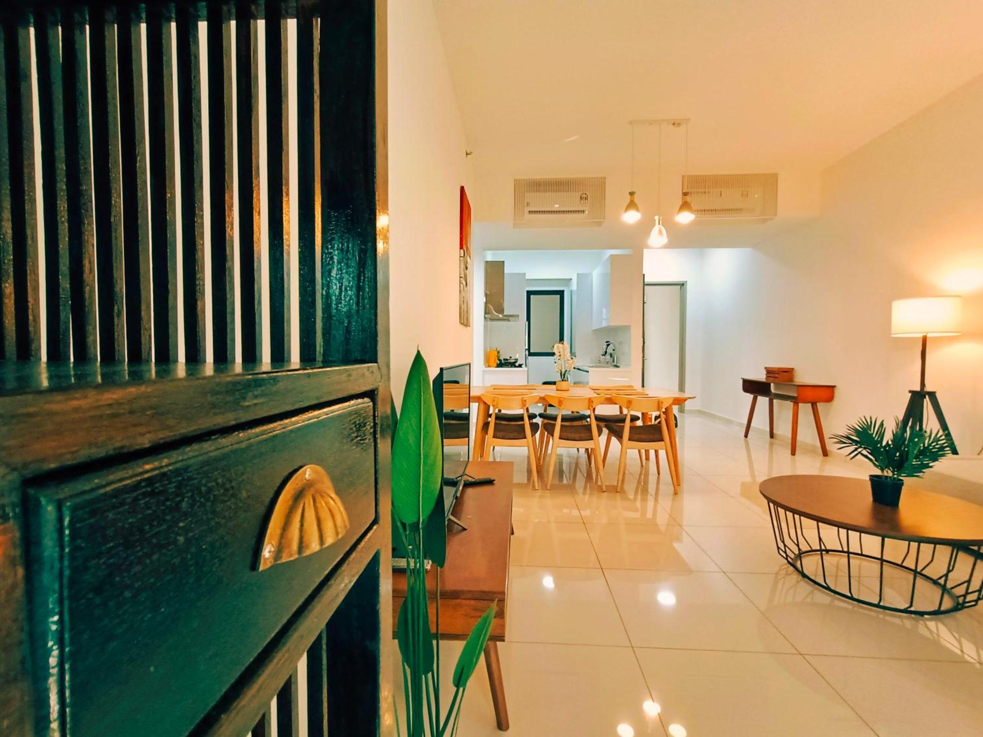New Georgetown Instagramable 2Br Homestay For 10Pax 无敌美景两房民宿 Beacon Executive Suite Exterior photo