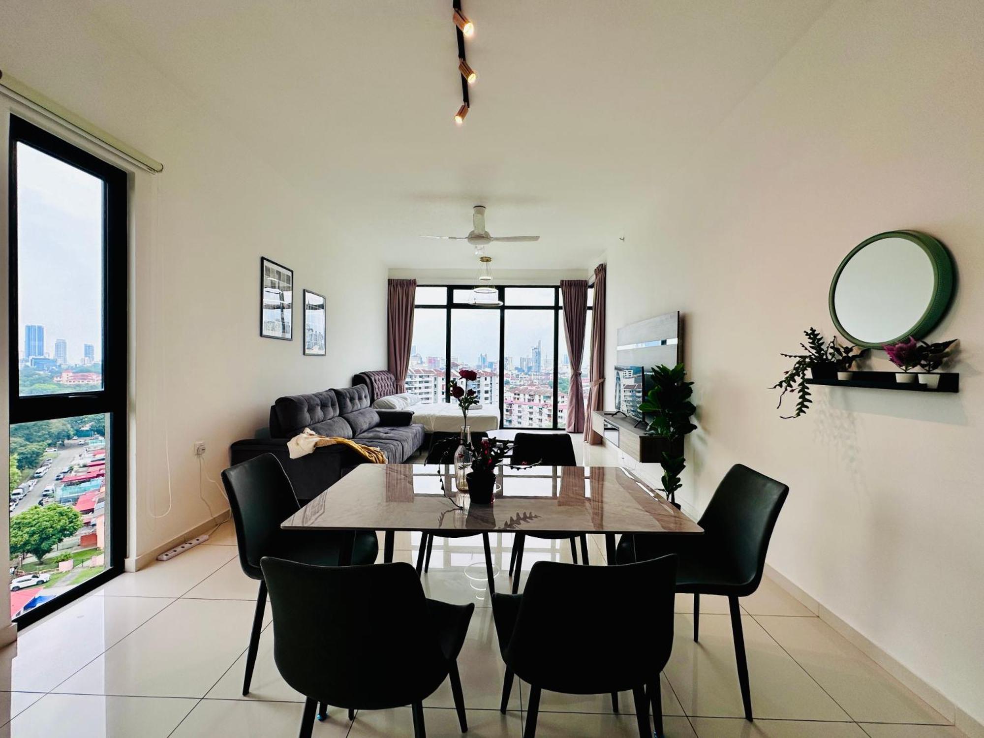 New Georgetown Instagramable 2Br Homestay For 10Pax 无敌美景两房民宿 Beacon Executive Suite Exterior photo